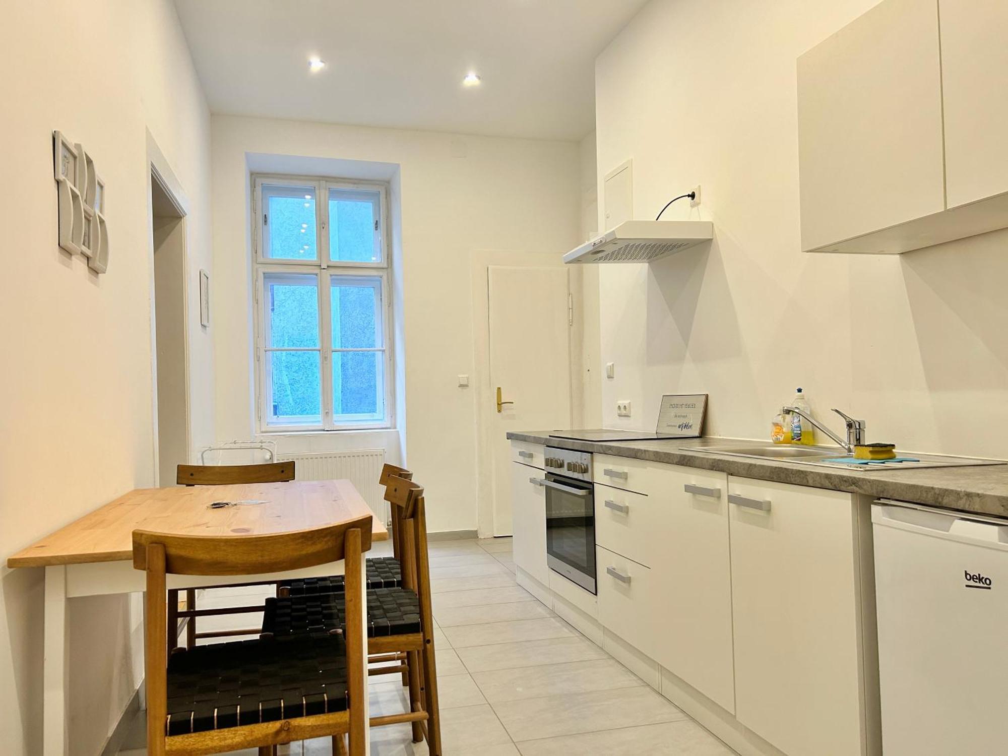 Spacious Apartment - 15 Min To Center Вена Экстерьер фото
